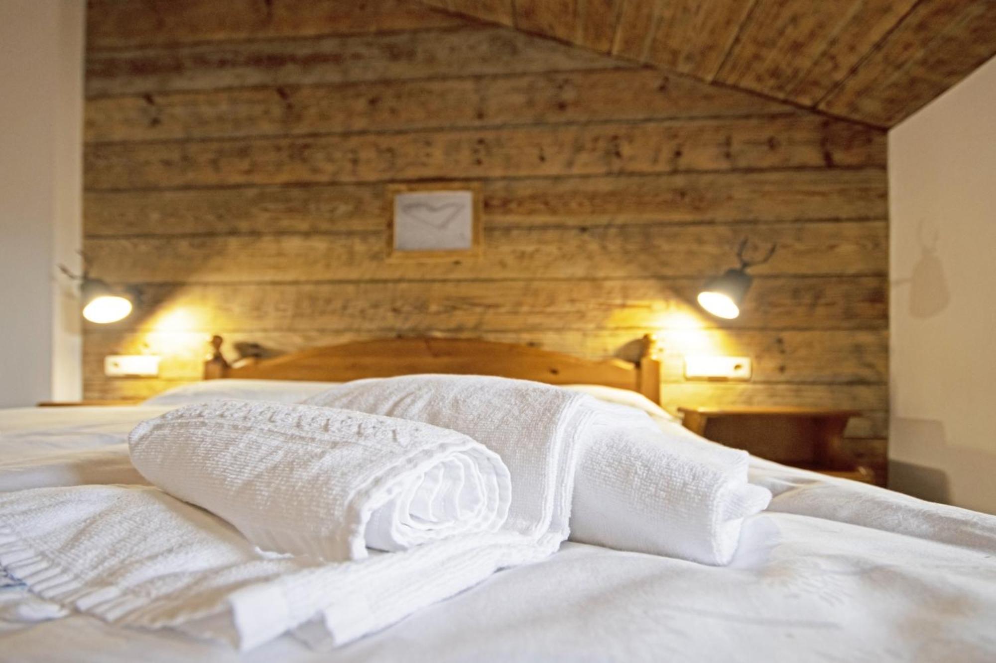 Aurturist Miramonti S Candido San Candido Szoba fotó