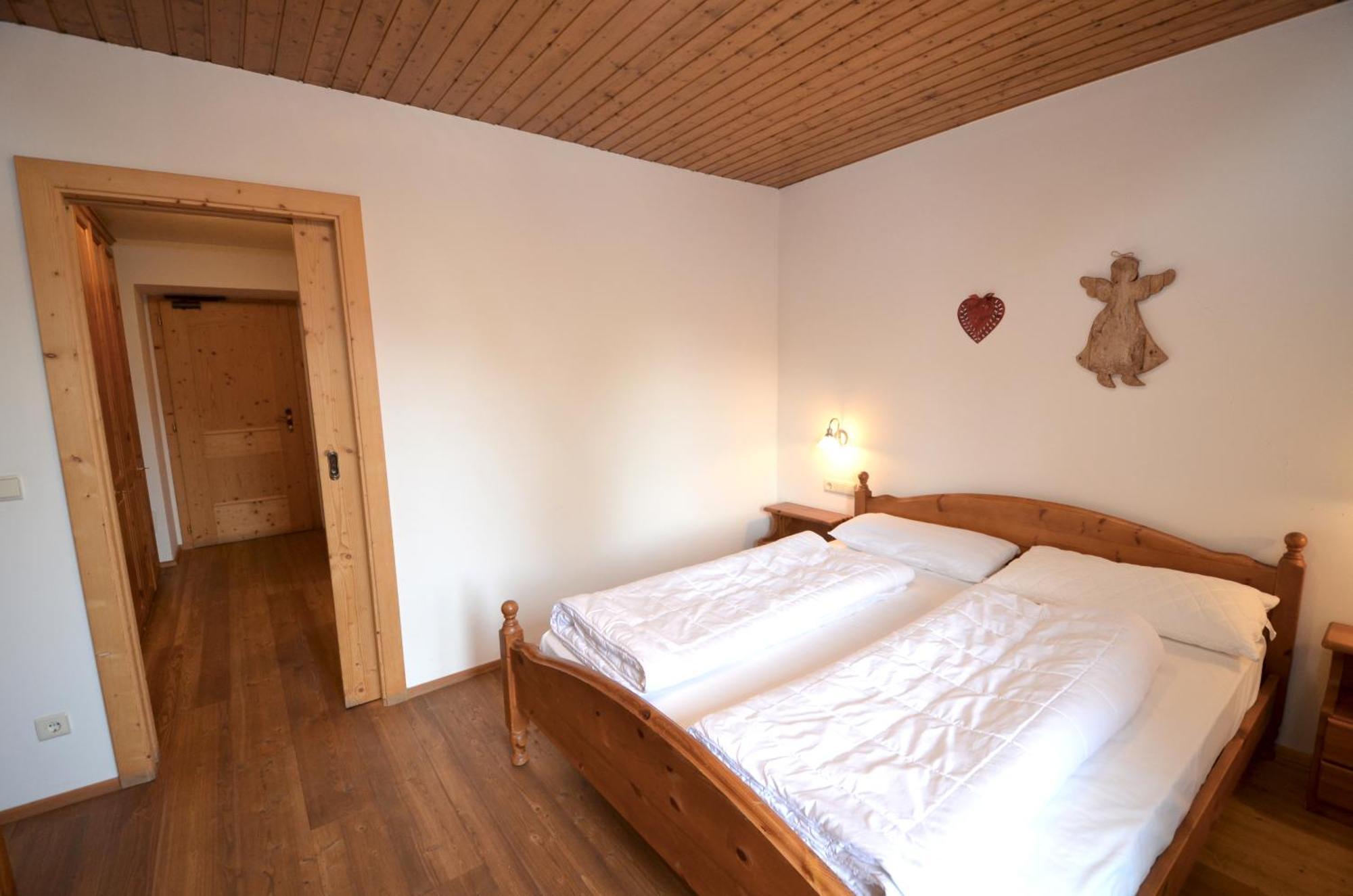 Aurturist Miramonti S Candido San Candido Szoba fotó